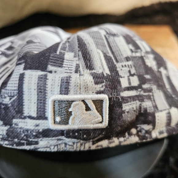 🧢 HOT!! Seattle Mariners Hat Duo: Stylish Fan Essentials - Picture 9 of 10